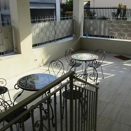 Bed and Breakfast Domus Elvia-Vietri Pompei Exterior foto